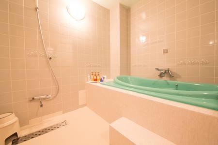 Aloha Inn Aine (Adults Only) Fukuchiyama Eksteriør billede